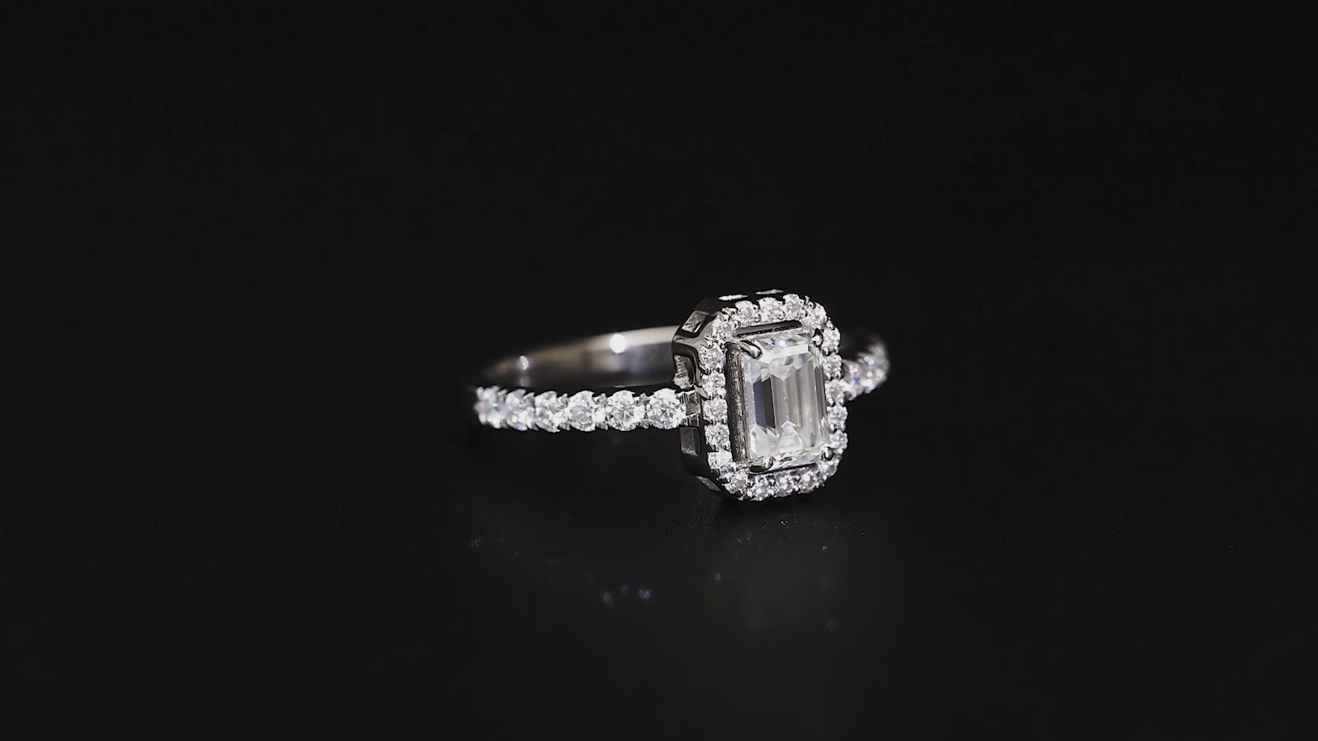 360° View | Emerald-Cut Halo Radiance Ring – Woofora